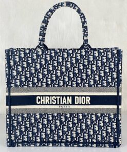 MEDIUM BOOK TOTE-BLUE