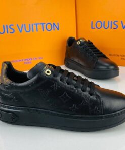 Time Out Women Sneaker-Black