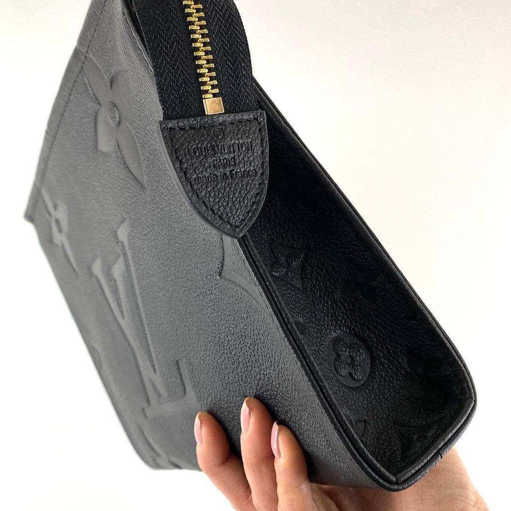 Toiletry Pouch 26 Oversize