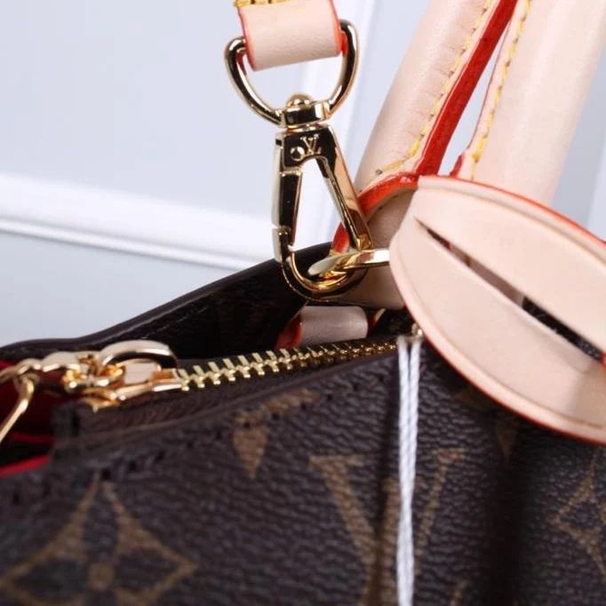 PETIT PALAIS MONOGRAM