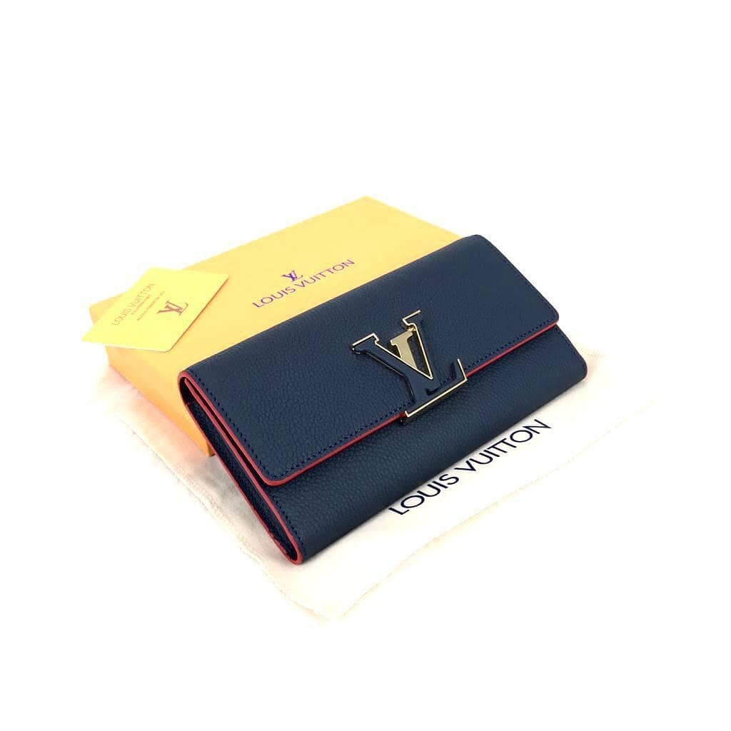 LV Signature Wallet