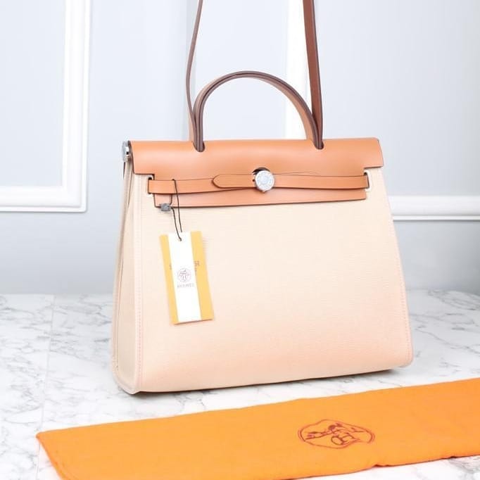 Herbag Zip 31 Black (Color Options)