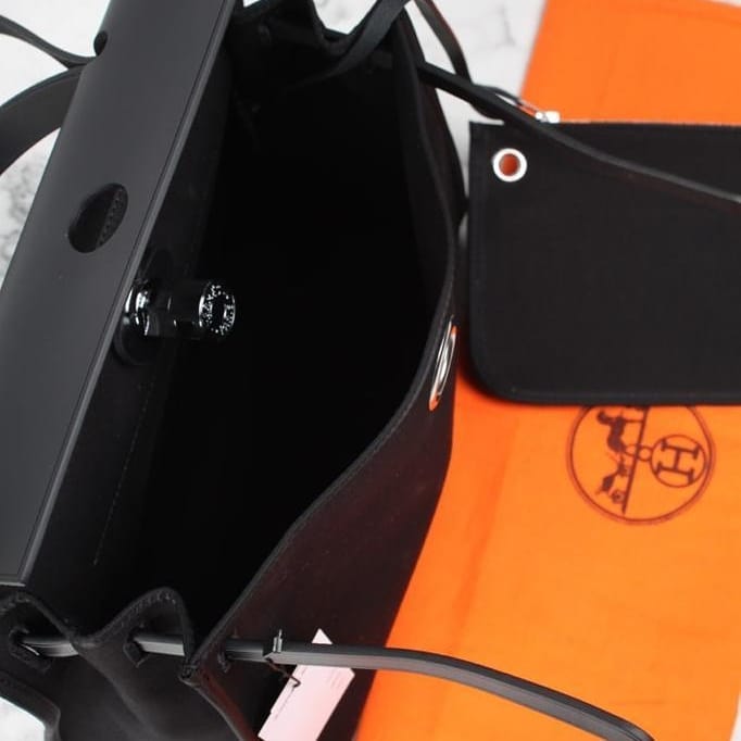 Herbag Zip 31 Black (Color Options)