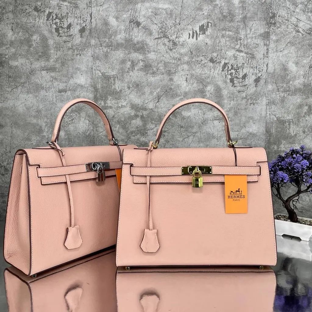 Kelly Bag 32 (Color Options)