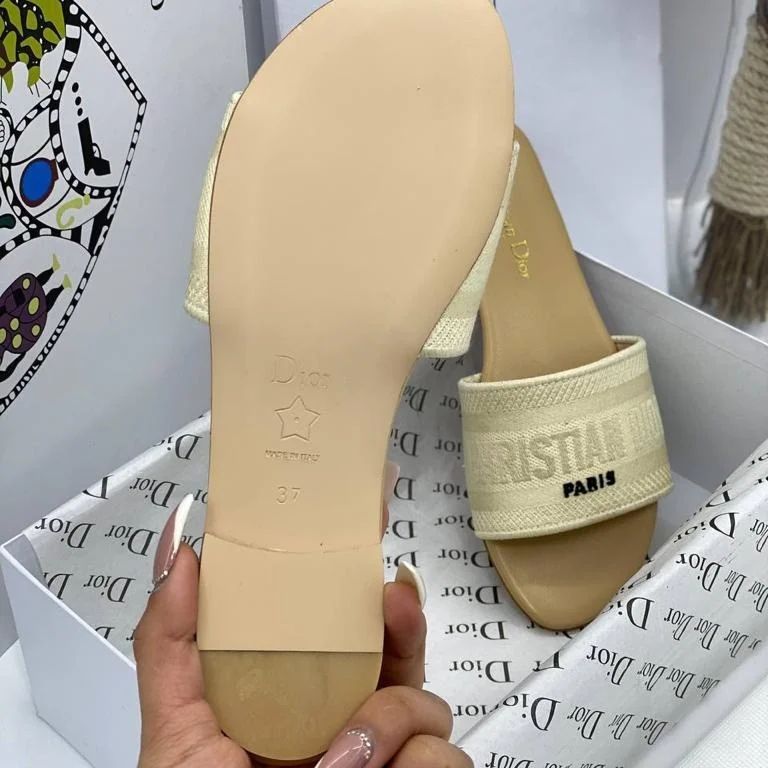 DWAY SLIDE BEIGE