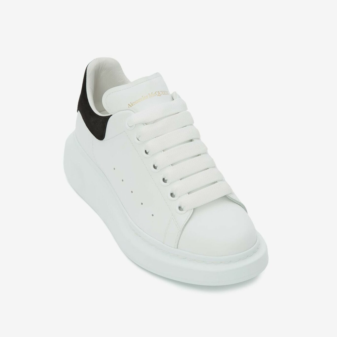 Oversized White/Black Sneaker