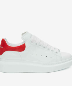 Oversized Lust Red Sneaker