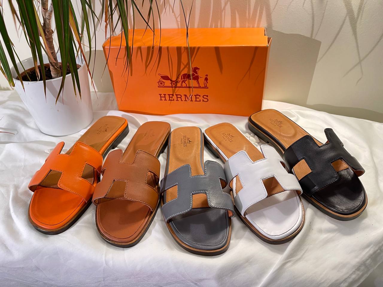 H Oran Sandals
