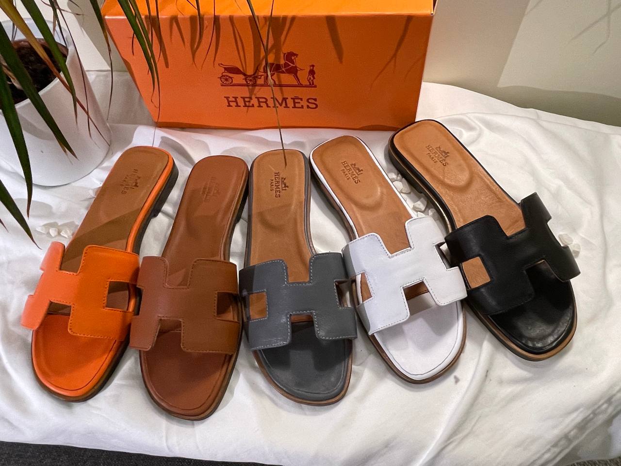 H Oran Sandals