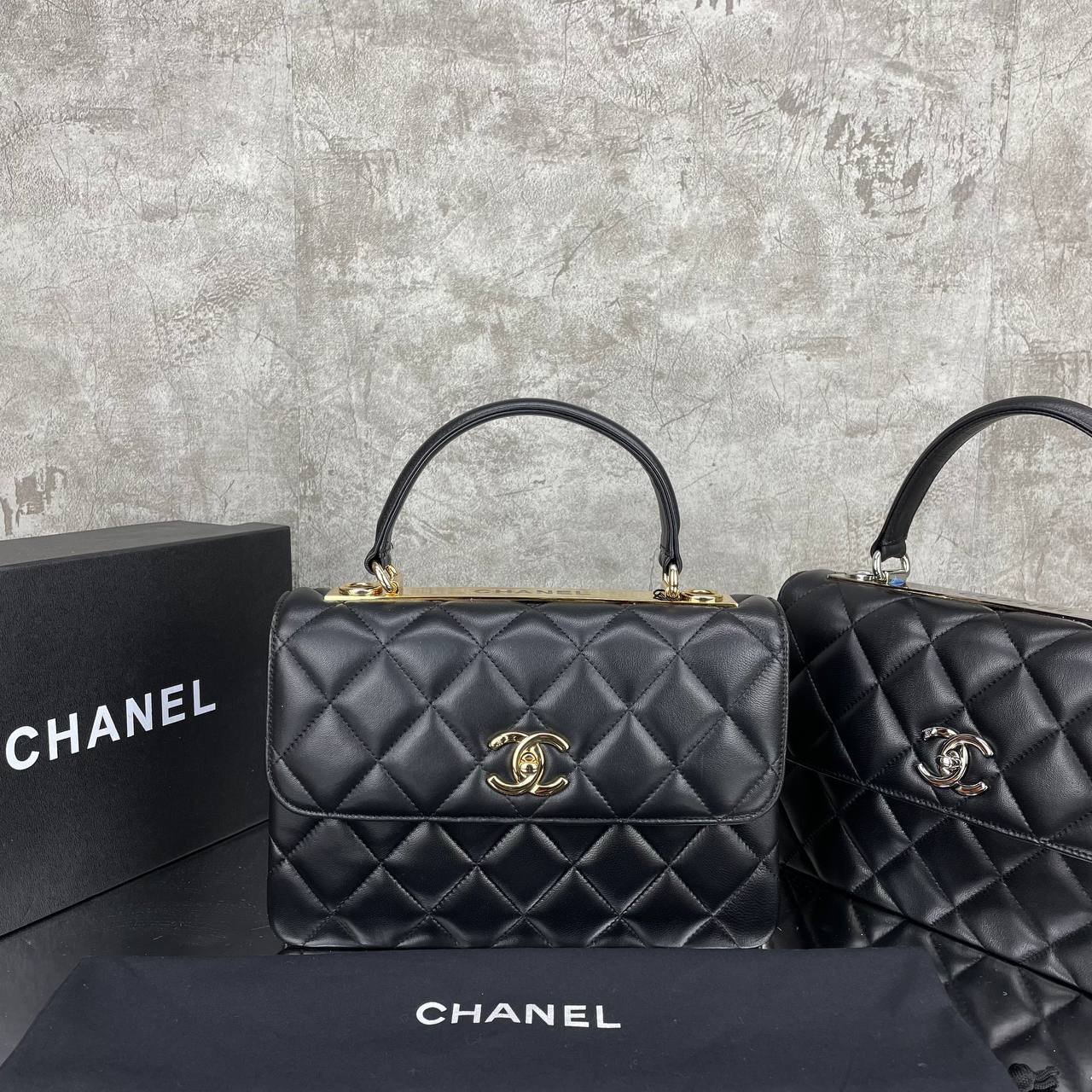 Flap Bag with Top Handle Black