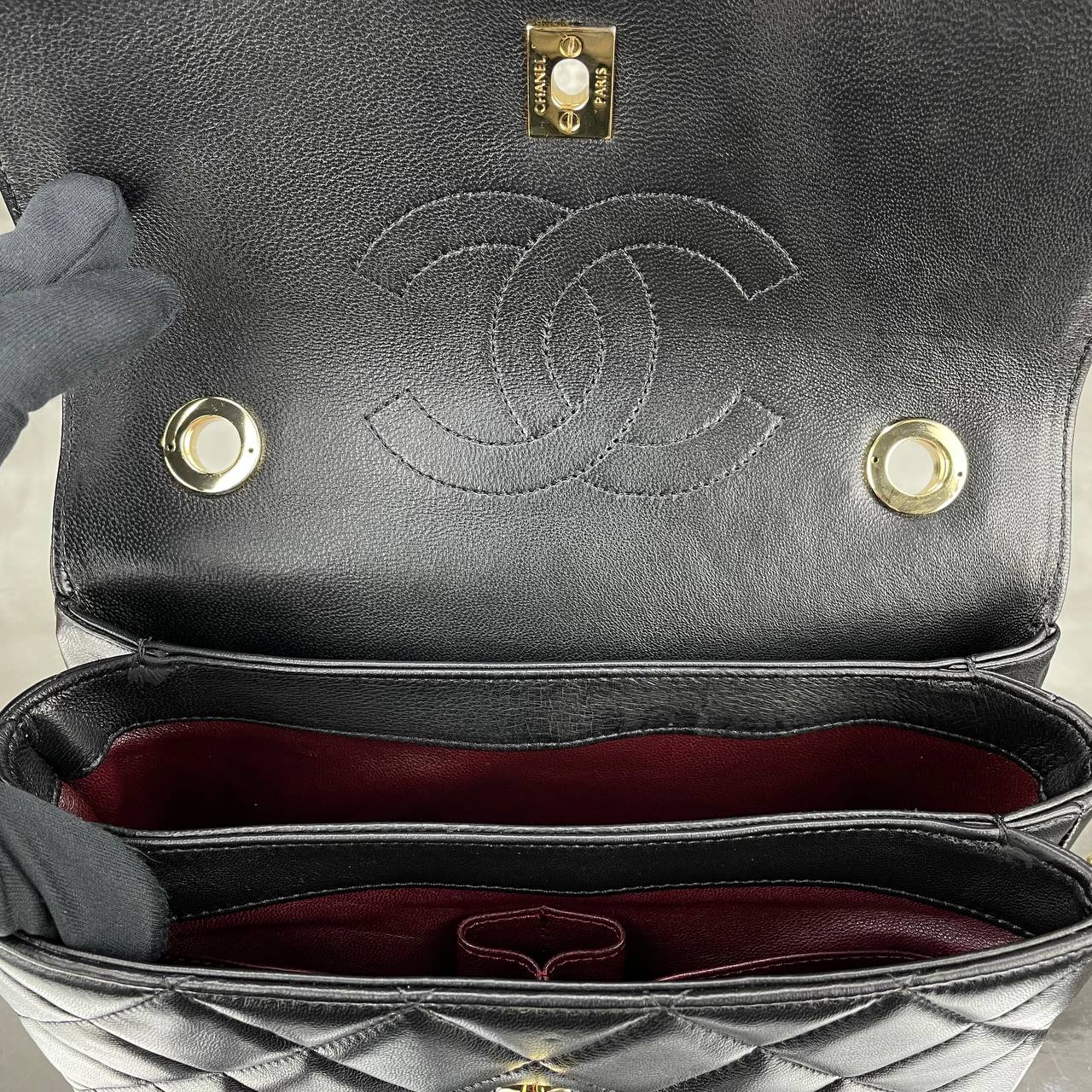 Flap Bag with Top Handle Black